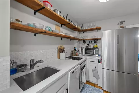 Kitchen - 36 Elm St #B, Worcester, MA 01609 photo 3 of 5