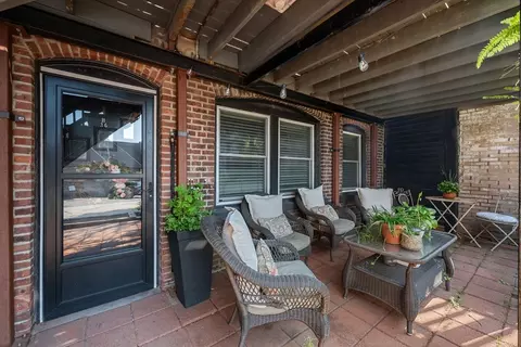 Exterior - 36 Elm St #B, Worcester, MA 01609 photo 2 of 8