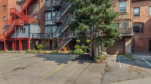 Exterior - 36 Elm St #B, Worcester, MA 01609 photo 7 of 8