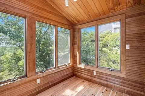 Exterior - 2 Dune Cir, Gloucester, MA 01930 photo 2 of 8