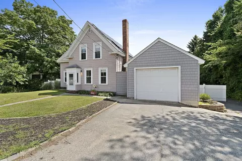 131 Pleasant Valley St, Methuen, MA 01844