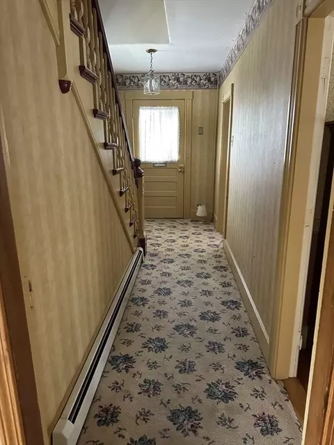 Entry Way - 90 Locust Ave, Worcester, MA 01604 photo 1 of 1