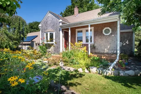 364 Alden Rd, Fairhaven, MA 02719