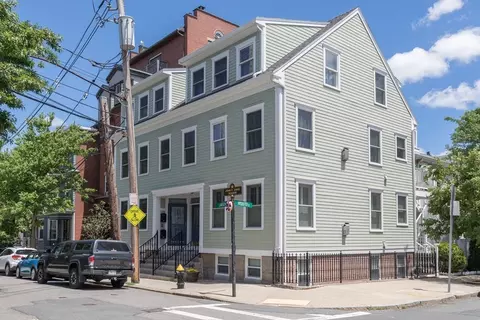 1 Lamson St #B, Boston, MA 02128