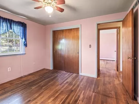 Bedroom - 60 Burbank Rd, Sutton, MA 01590 photo 3 of 6
