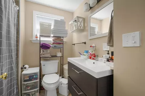 Bath - 68 Liberty St, Fall River, MA 02724 photo 1 of 2