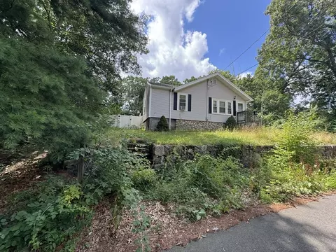 67 Short St, Brockton, MA 02302