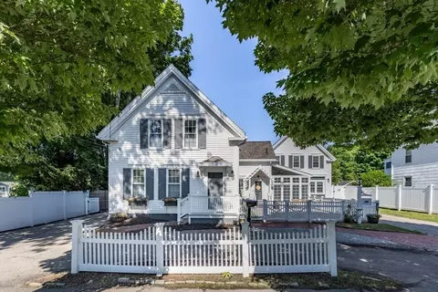 240 Plymouth St, Abington, MA 02351