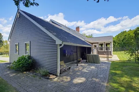 Exterior - 22 Purgatory Rd, Sutton, MA 01590 photo 7 of 9
