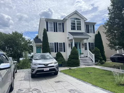 609 Detroit St, Fall River, MA 02721
