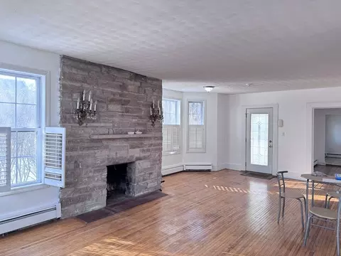 Living - 97 Sylvan St #7, Danvers, MA 01923 photo 2 of 2