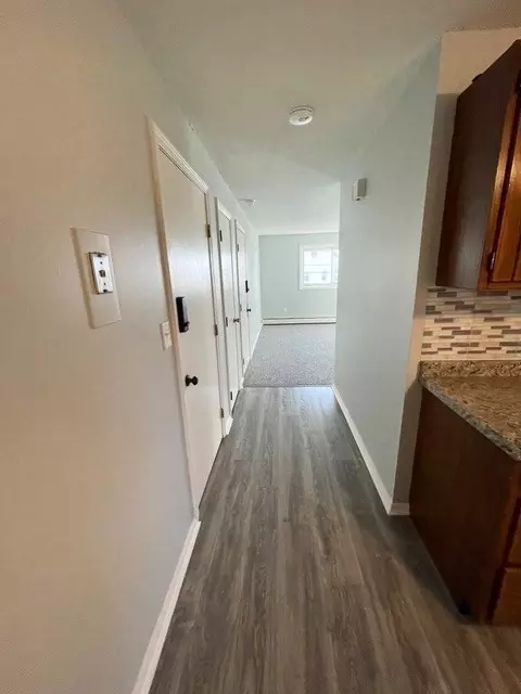 Entry Way - 124 Ash St, Fall River, MA 02724 photo 4 of 7