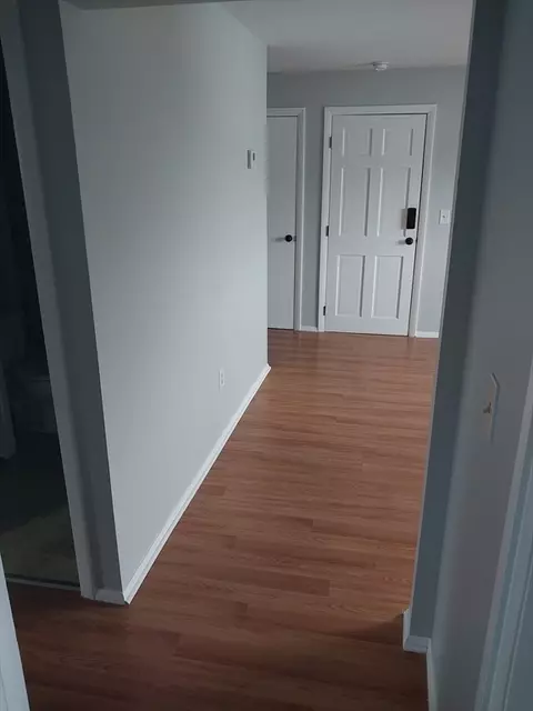 Entry Way - 124 Ash St, Fall River, MA 02724 photo 5 of 7