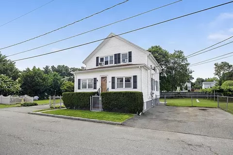 Exterior - 157 Denver St, Fall River, MA 02724 photo 3 of 10