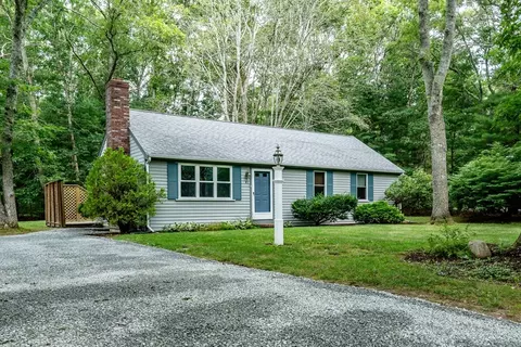 41 Bridle Path, Marstons Mills, MA 02648