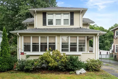 137 Belvidere St, Springfield, MA 01108