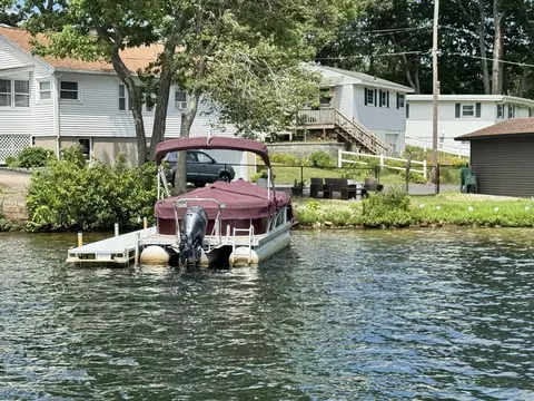 Other - 60 Wakefield Ave Webster Lk, Webster, MA 01570 photo 3 of 15