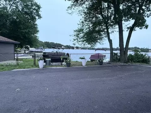 Exterior - 60 Wakefield Ave Webster Lk, Webster, MA 01570 photo 2 of 7