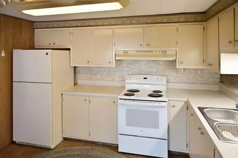 Kitchen - 146 Queen Dr, Wareham, MA 02576 photo 3 of 4