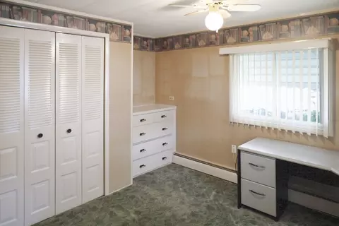 Bedroom - 146 Queen Dr, Wareham, MA 02576 photo 3 of 3