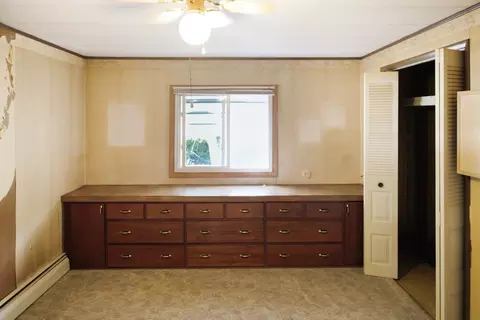 Bedroom - 146 Queen Dr, Wareham, MA 02576 photo 1 of 3