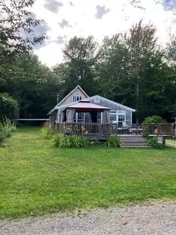 123 Rainbow Dr, Templeton, MA 01468