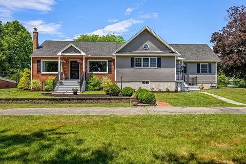20 Mountain View St, South Hadley, MA 01075