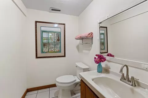 Bath - 9 Codman Spring Rd, Edgartown, MA 02539 photo 3 of 3