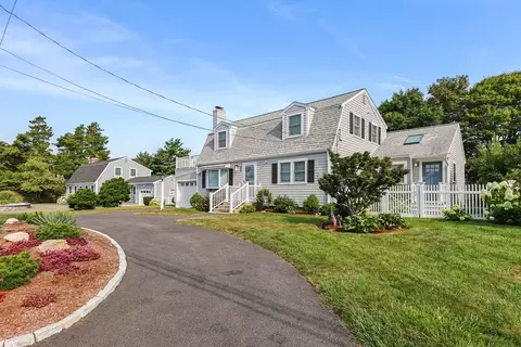 309 Wild Harbor Rd, Falmouth, MA 02556