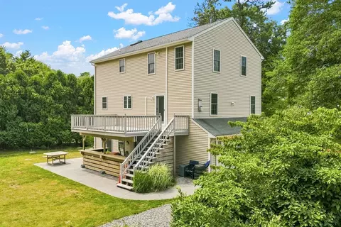 Exterior - 21 Forestview Dr, Fairhaven, MA 02719 photo 4 of 7
