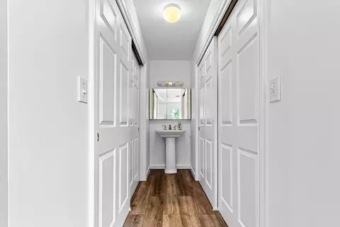 Entry Way - 21 Forestview Dr, Fairhaven, MA 02719 photo 6 of 6