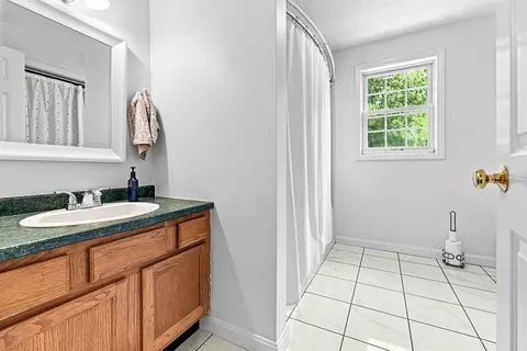Bath - 21 Forestview Dr, Fairhaven, MA 02719 photo 2 of 2