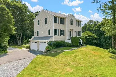 21 Forestview Dr, Fairhaven, MA 02719