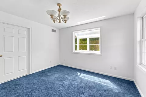 Bedroom - 21 Forestview Dr, Fairhaven, MA 02719 photo 2 of 7