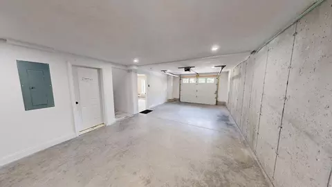 Entry Way - 75 Summit #75, Orange, MA 01364 photo 1 of 2