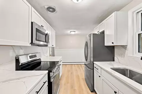 Kitchen - 46 Kay St, Springfield, MA 01109 photo 2 of 3