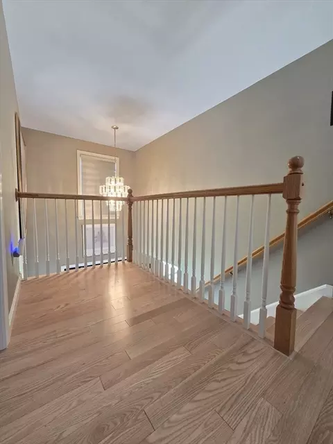Entry Way - 29 Cushing Rd, Webster, MA 01570 photo 4 of 4