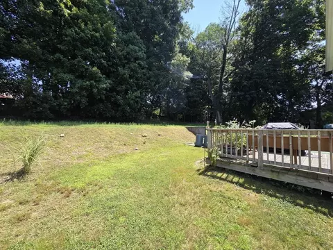 Exterior - 29 Cushing Rd, Webster, MA 01570 photo 4 of 5