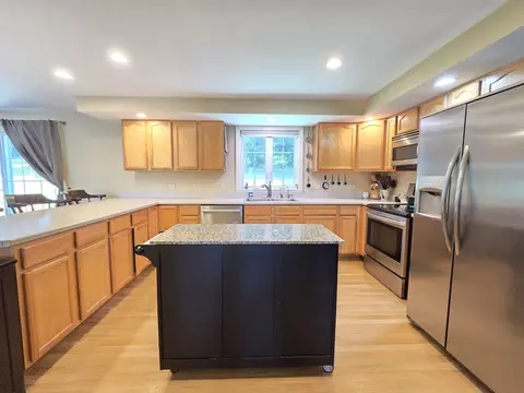 Kitchen - 29 Cushing Rd, Webster, MA 01570 photo 3 of 5