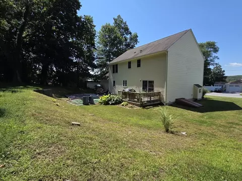 Exterior - 29 Cushing Rd, Webster, MA 01570 photo 5 of 5