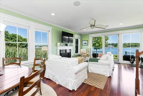 Living - 58 River St #1, Danvers, MA 01923 photo 2 of 3