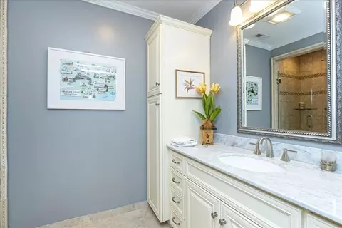 Bath - 58 River St #1, Danvers, MA 01923 photo 4 of 5