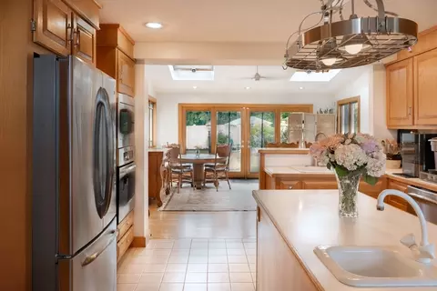 133 R Cushman Ave, Revere, MA 02151