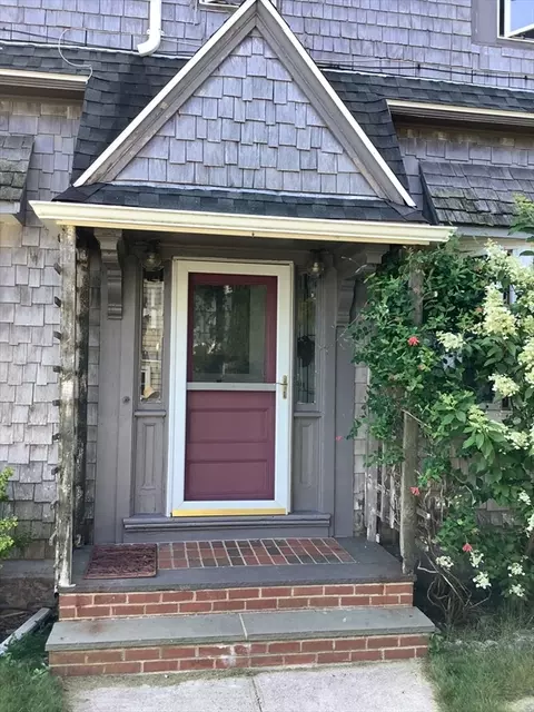 Exterior - 11 Bluff Rd, Hull, MA 02045 photo 2 of 4
