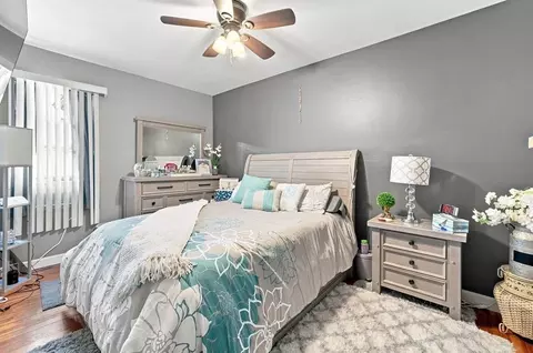 Bedroom - 483-491 Brayton Ave, Fall River, MA 02721 photo 3 of 3