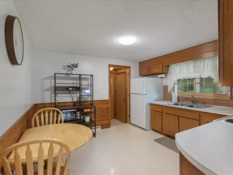 Kitchen - 3 Michael Rd, Dracut, MA 01826 photo 4 of 4