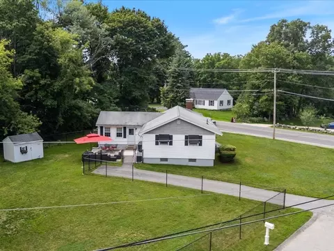 View/Area - 3 Michael Rd, Dracut, MA 01826 photo 2 of 4