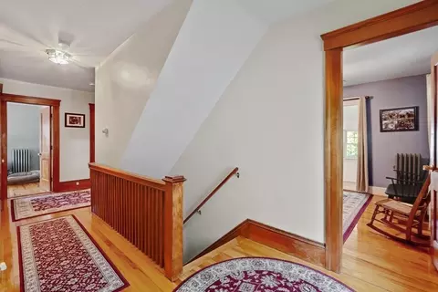 Entry Way - 1055 Pleasant, Worcester, MA 01602 photo 3 of 4