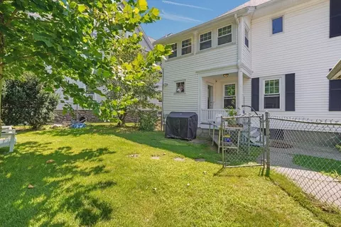 Exterior - 1055 Pleasant, Worcester, MA 01602 photo 4 of 9