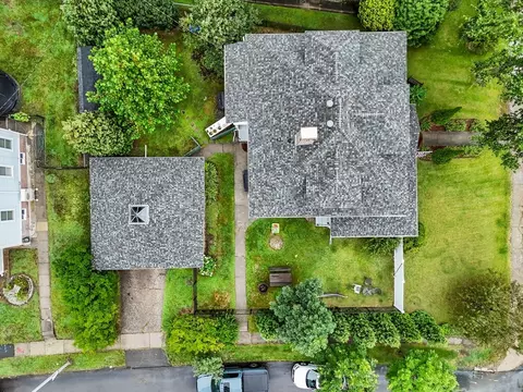 View/Area - 1055 Pleasant, Worcester, MA 01602 photo 3 of 4